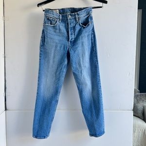 Gap Cheeky Straight High Rise Jean. Size 27/4.